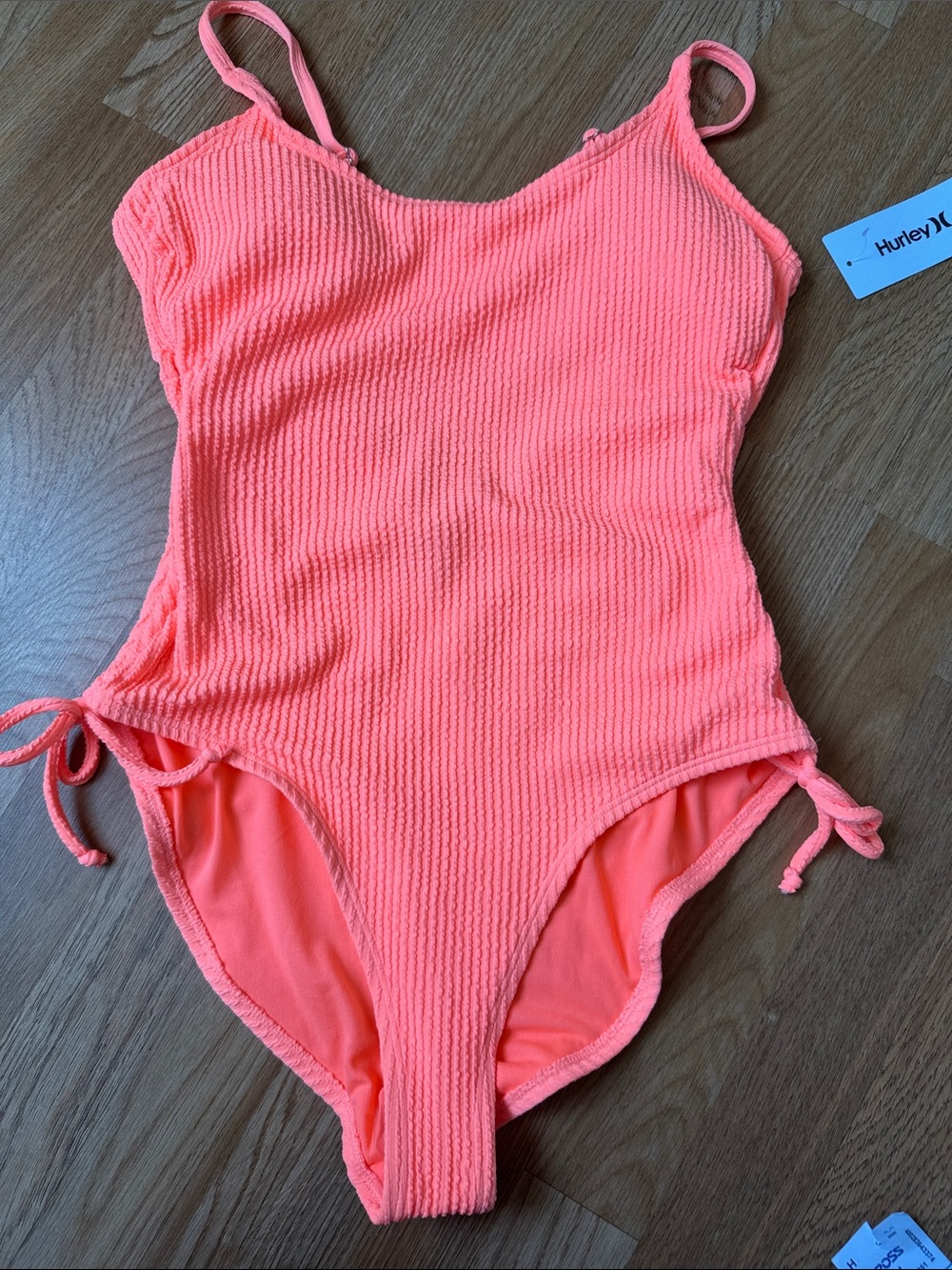 Hurley Coral Pink Textured women ' One-Piece Swimwear, size XL(running smaller )